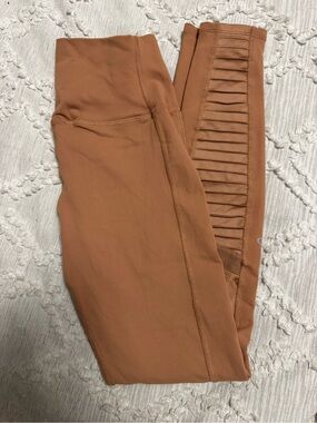 Alo leggings